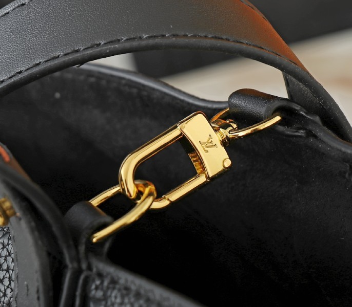 Monogram Empreinte All In BB In Black