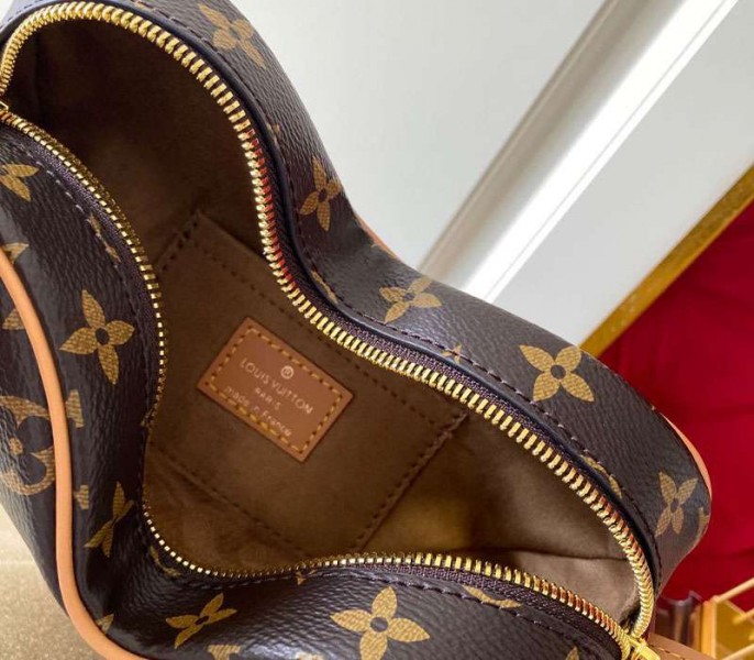 Louis Vuitton Monogram Canvas Game On Coeur Bag