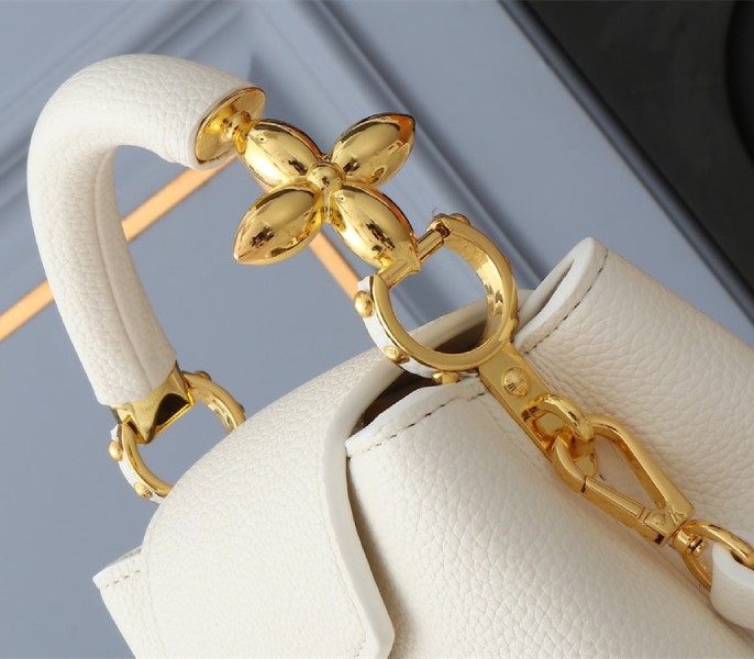 Louis Vuitton Capucines Mini Capucines Handbag In Quartz White