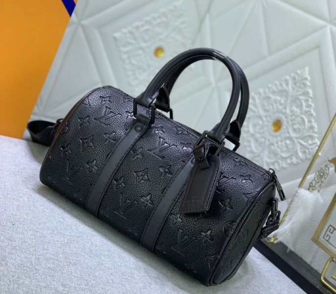 Louis Vuitton Taurillon Monogram Leather Keepall Bandouliere 25 In Black