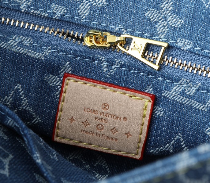Monogram Denim OnTheGo PM In Blue