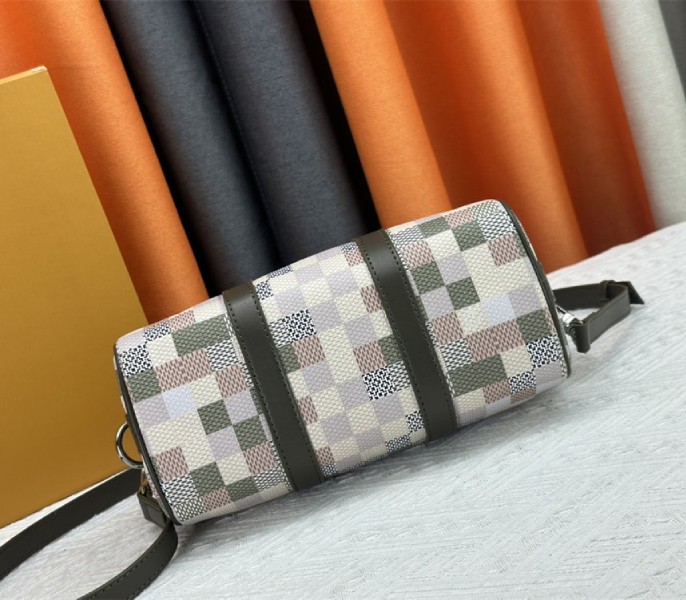 Louis Vuitton Damoflage Canvas Keepall Bandouliere 25 In Khaki