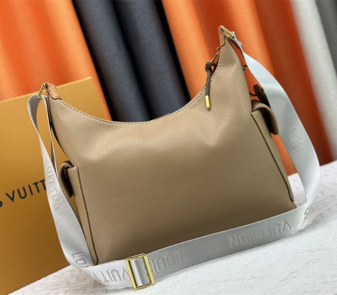 Other Leathers Cargo Hobo In Beige