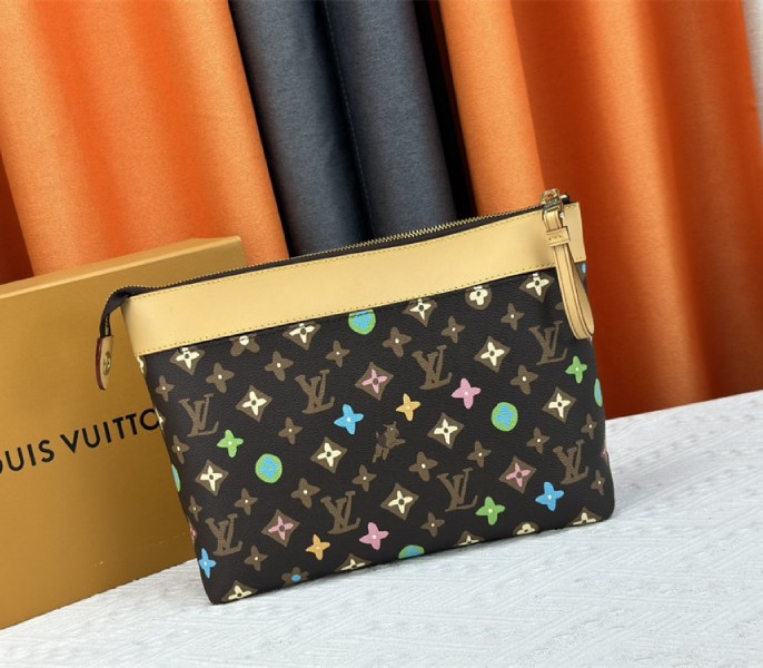 Louis Vuitton Monogram Craggy Voyage Souple Pochette In Chocolate
