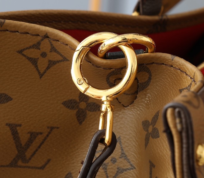 Monogram Reverse Canvas OnTheGo Voyage