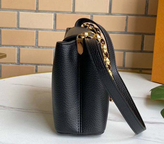 Louis Vuitton Capucines Mini Chain Bag In Black