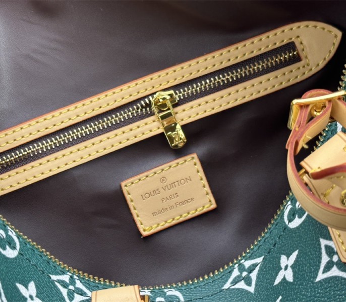 Louis Vuitton Speedy P9 Bandouliere 30 Bag In Green