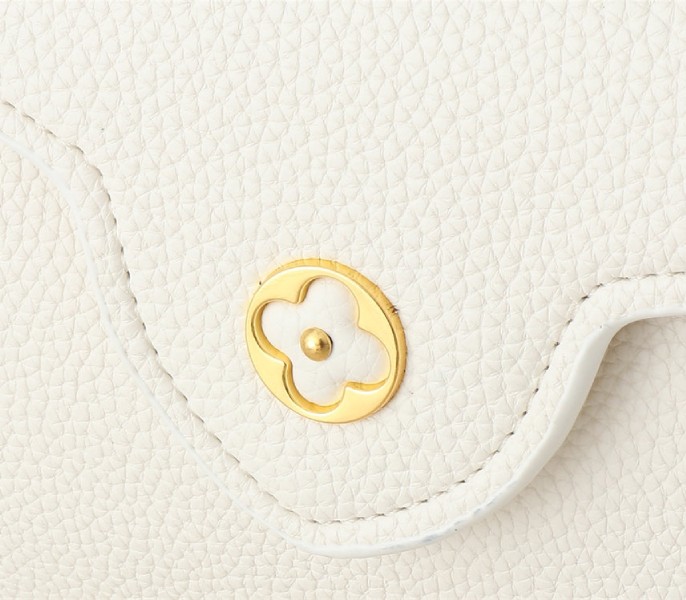 Louis Vuitton Capucines Mini Capucines Handbag In Quartz White