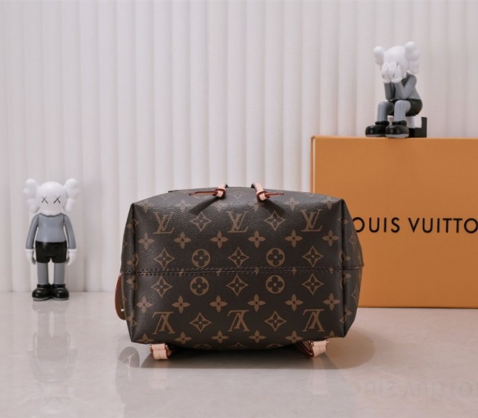 Louis Vuitton Monogram Canvas Montsouris PM Backpack