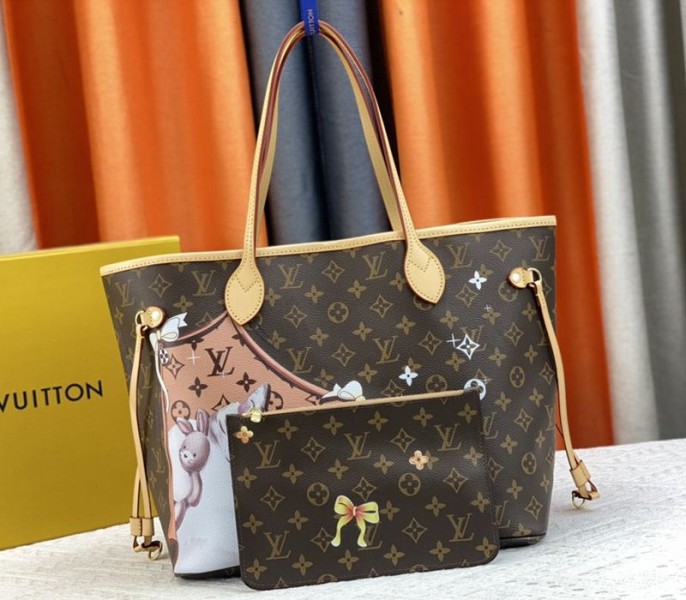 Louis Vuitton Monogram Canvas Neverfull MM Tote With Cat Print