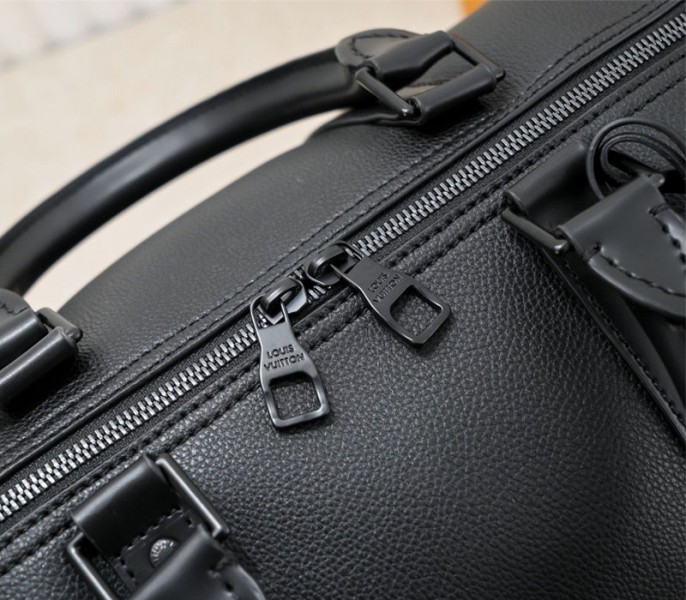 Louis Vuitton Aerogram Keepall Bandouliere 50 Travel Bag In Black