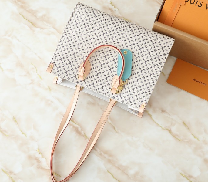 Romance OnTheGo MM In Sand And Azure Blue