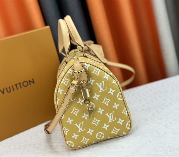 Louis Vuitton Speedy P9 Bandouliere 30 Bag In Yellow