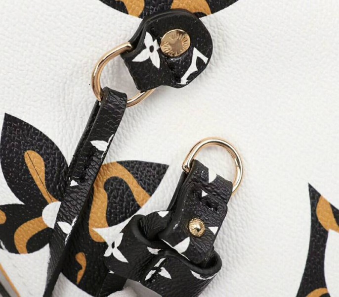 Louis Vuitton Giant Neverfull MM Tote In Cream And Caramel