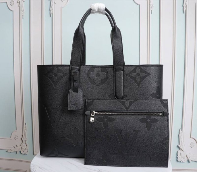 Louis Vuitton Cabas Voyage Tote