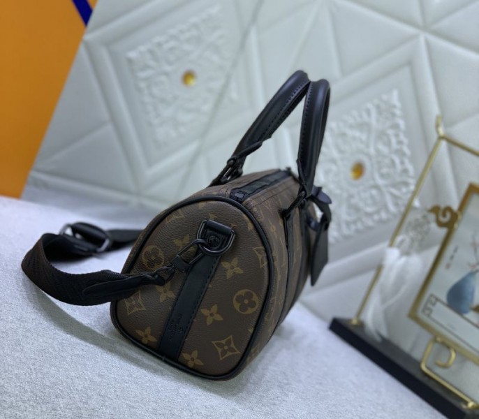 Louis Vuitton Monogram Canvas Keepall Bandouliere 25 In Black