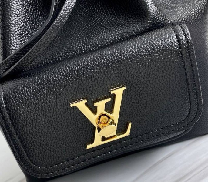 Louis Vuitton Lockme Bucket Bag In Black