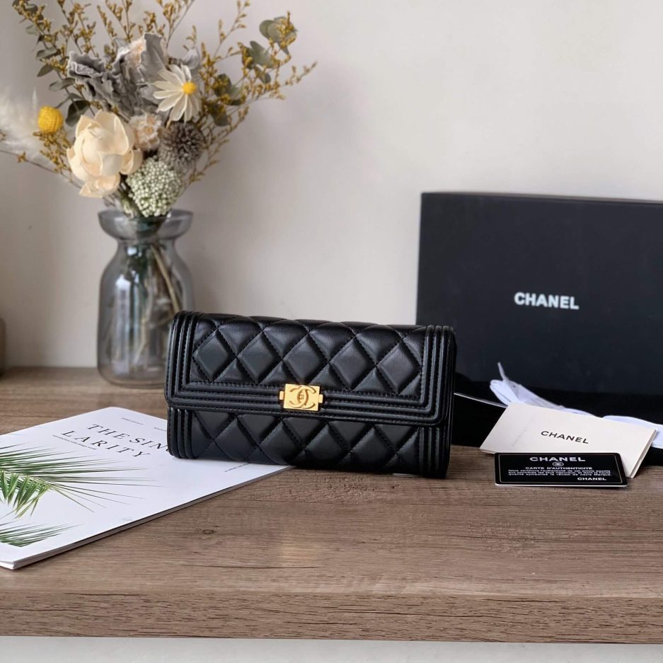 Chanel classic long wallet