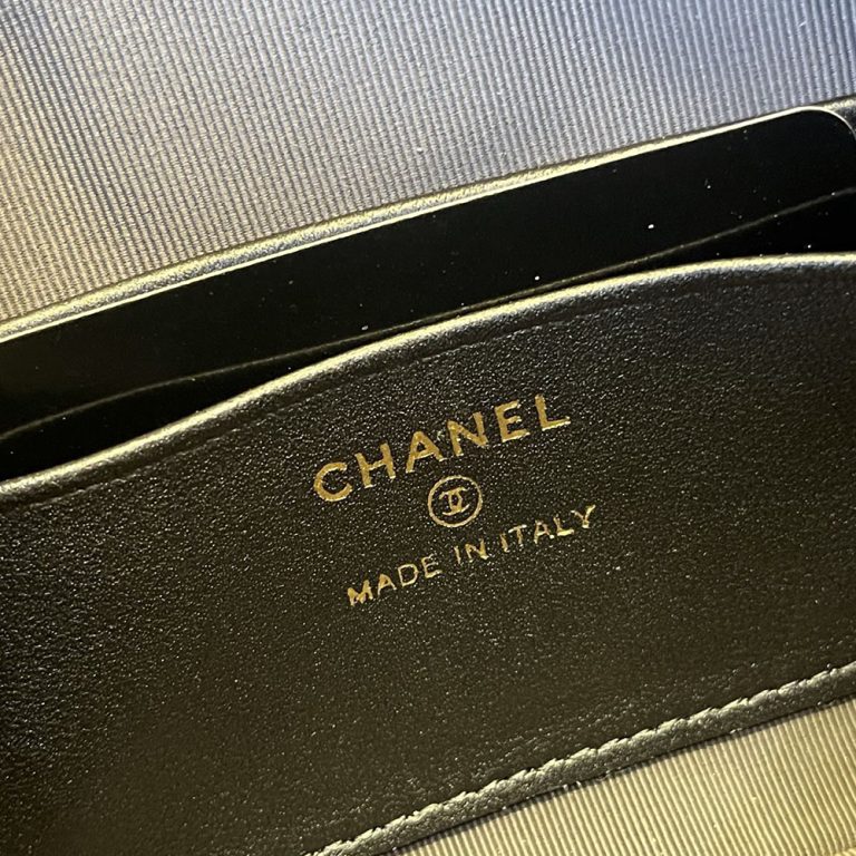 CHANEL Chain bag (high-end grade)