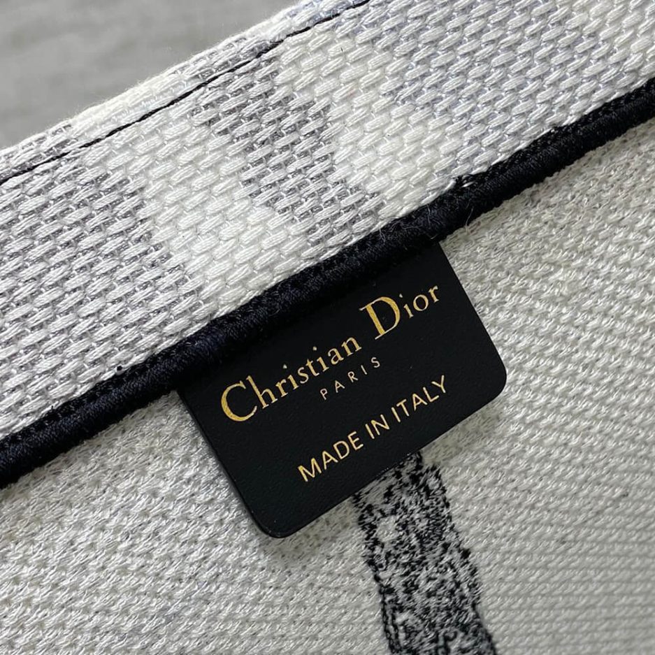 Medium Dior Book Tote