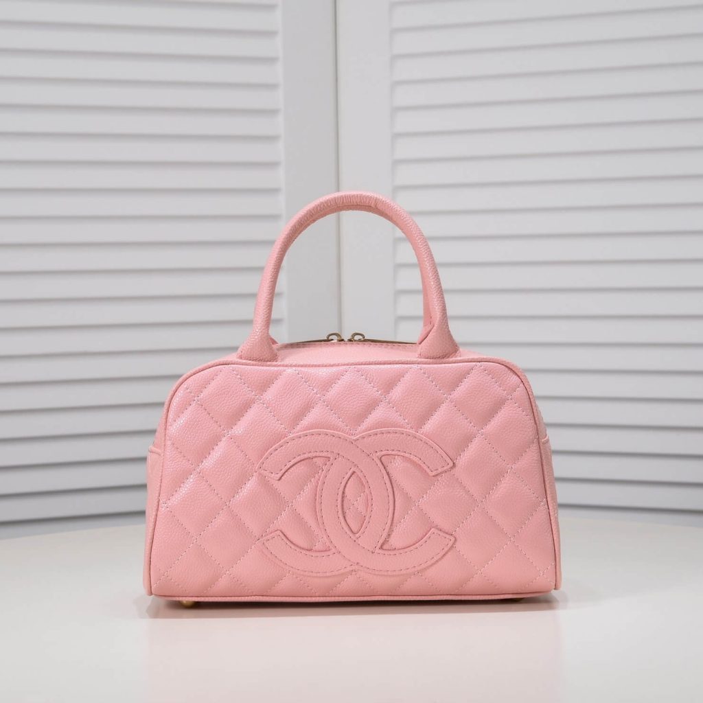 CHANEL Medium Vintage Boston Bag