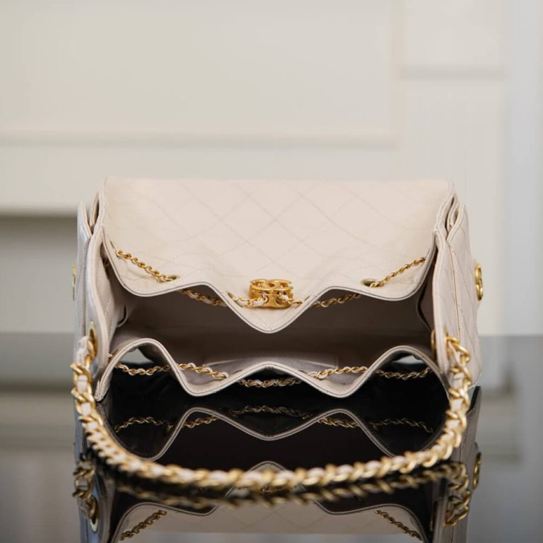 CHANEL 25 Small Handbag(HIGH-END GRADE)
