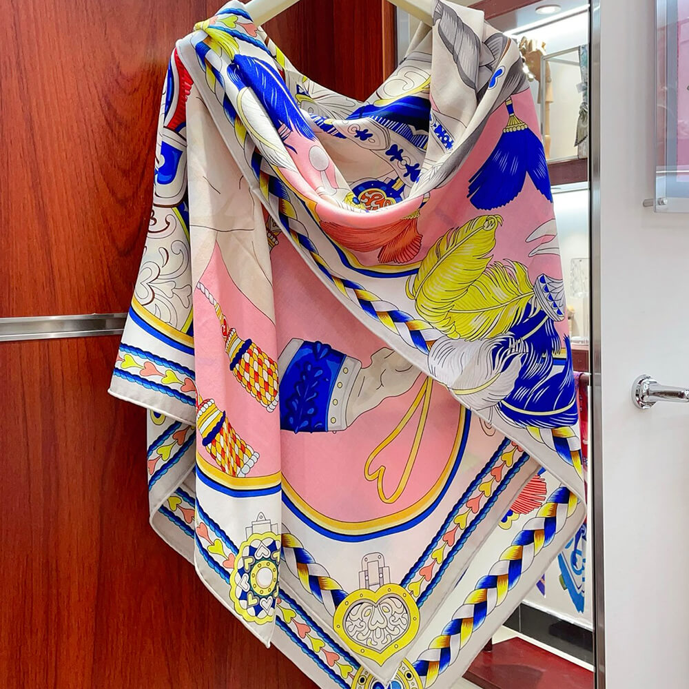 Hermes Shawl