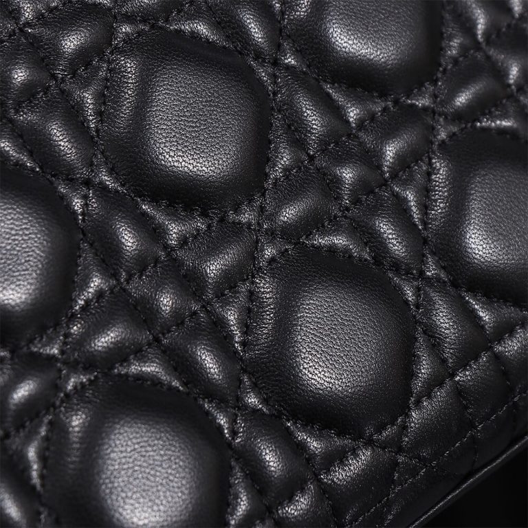 Dior Medium Lady D-Joy Bag(HIGH-END GRADE)