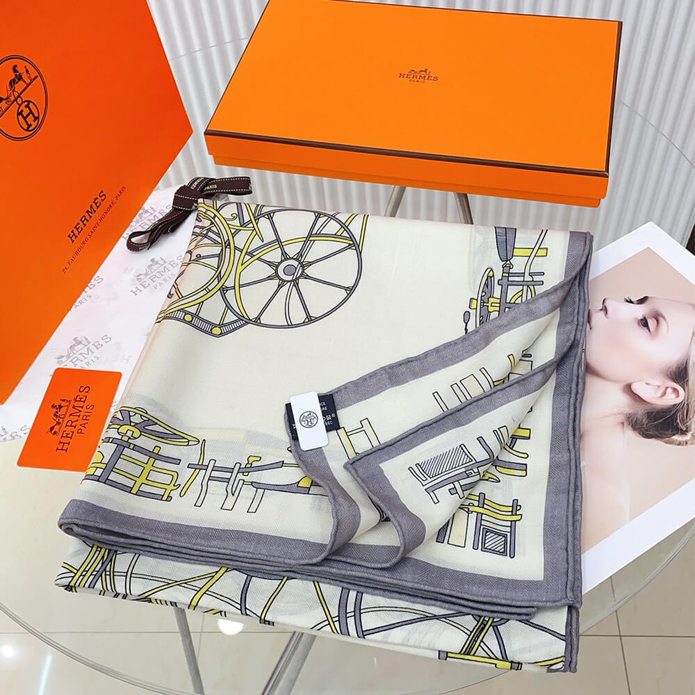 Hermes Shawl