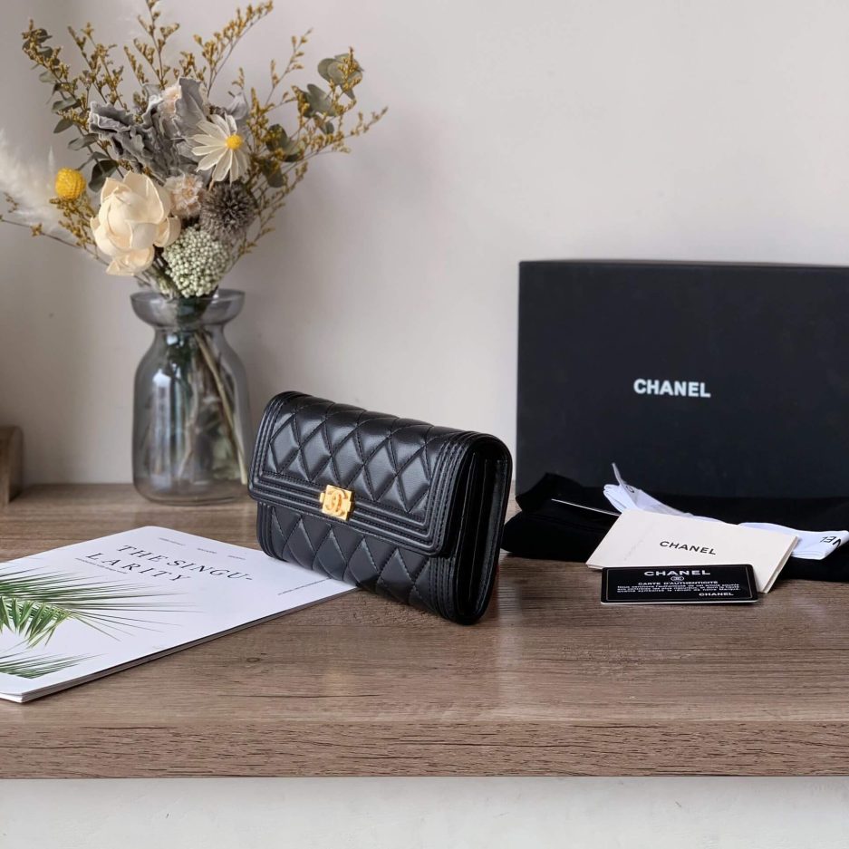 Chanel classic long wallet