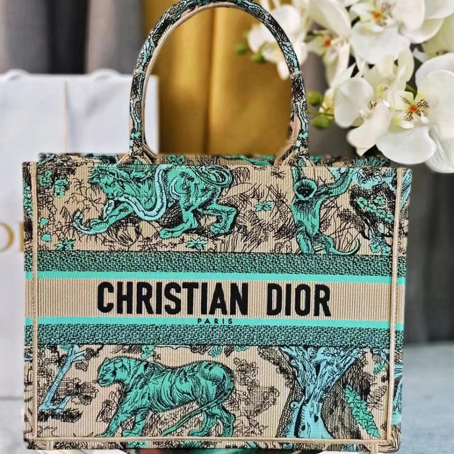 Medium Dior Book Tote
