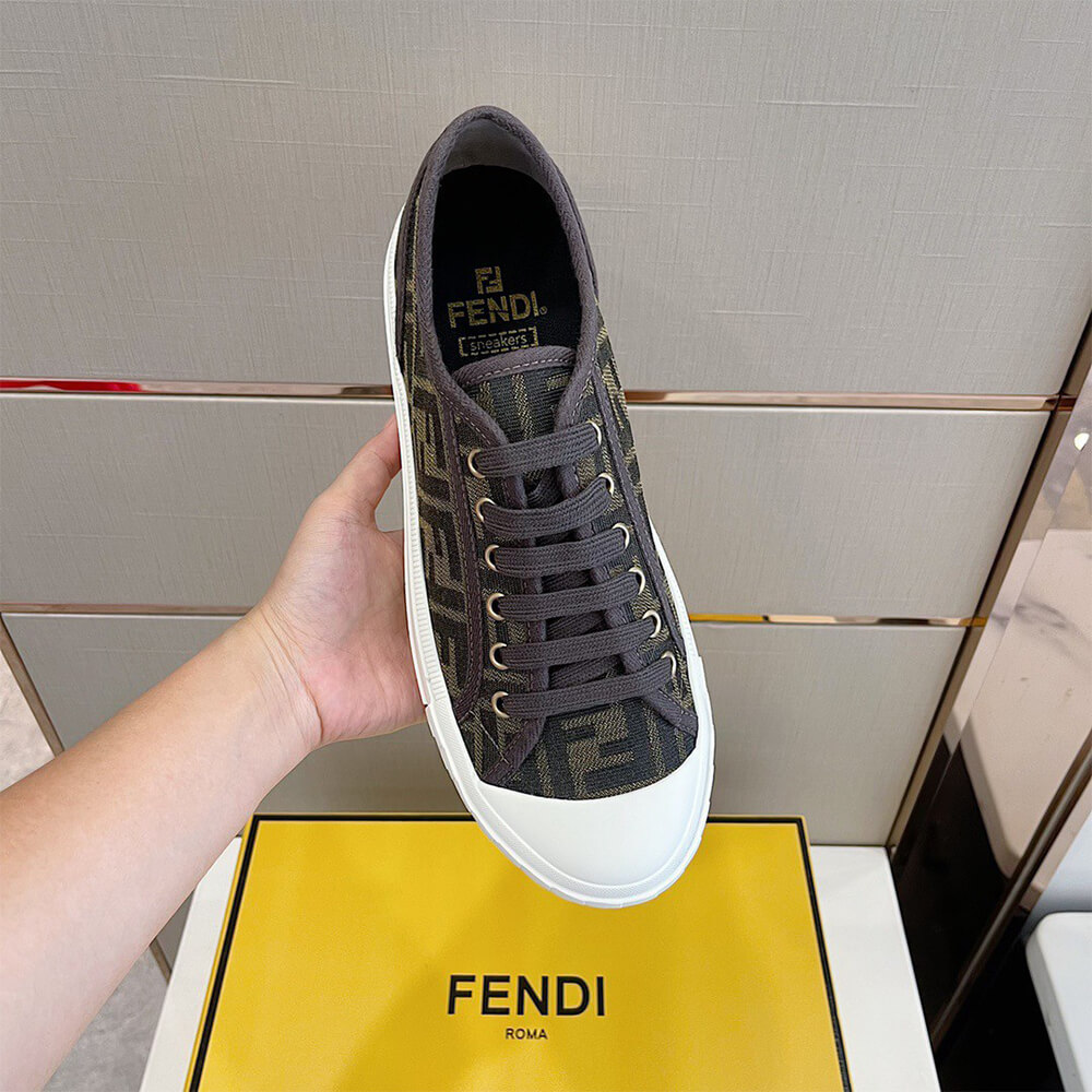 Fendi Domino