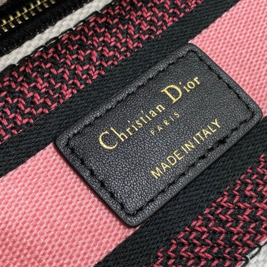 Dior Medium Lady D-Lite Bag