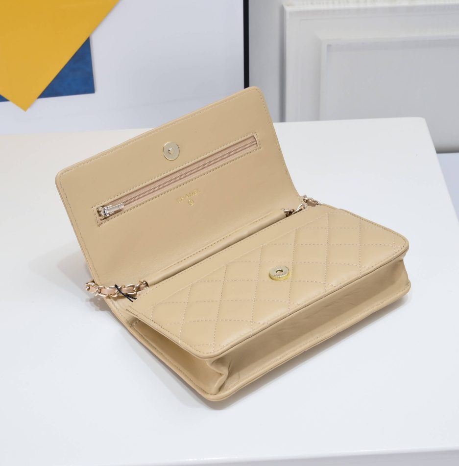 Chanel classic chain wallet