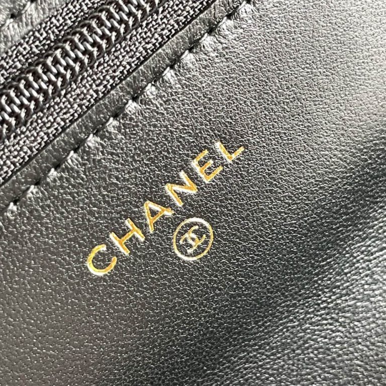 CHANEL 19 Chain Wallet(HIGH-END GRADE)