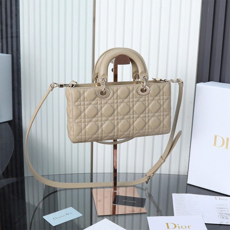 Dior Medium Lady D-Joy Bag(HIGH-END GRADE)