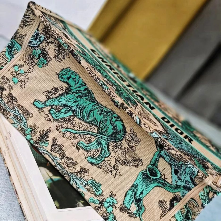 Medium Dior Book Tote