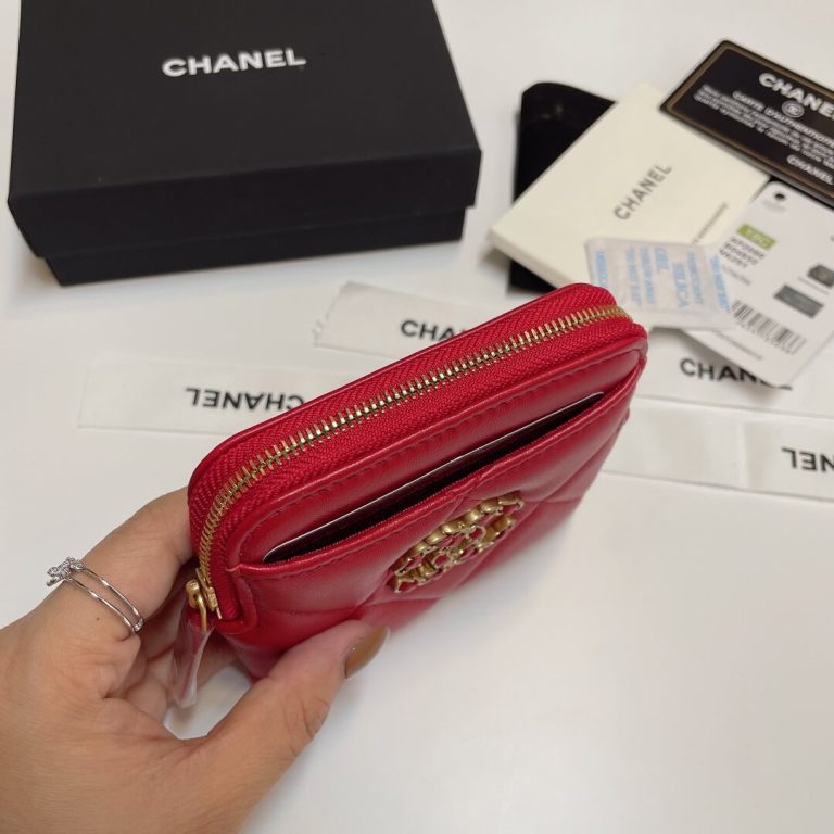 CHANEL 19 Zipper Coin Wallet