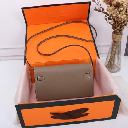 HERMES Kelly Classique To Go wallet