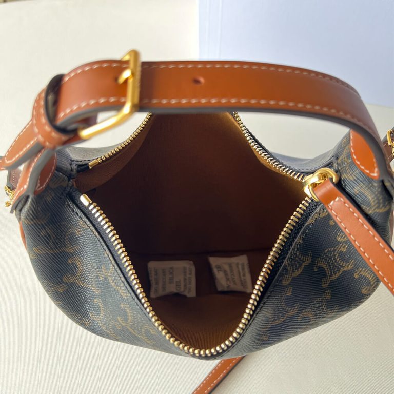 Teen Celine Lulu IN TRIOMPHE CANVAS AND CALFSKIN