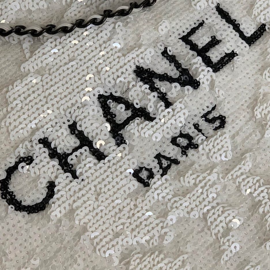CHANEL SHOPPING BAG