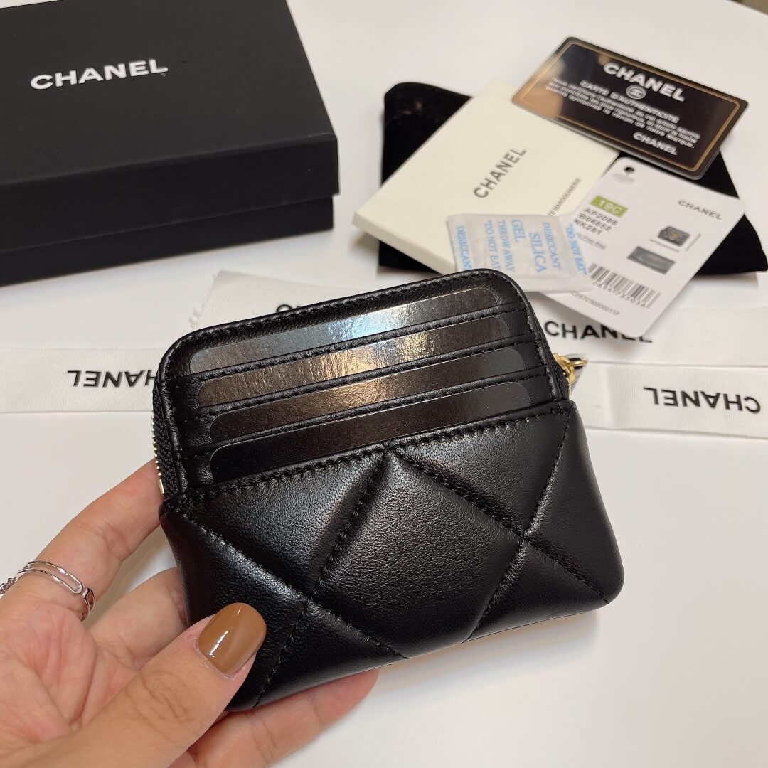 CHANEL 19 Zipper Coin Wallet