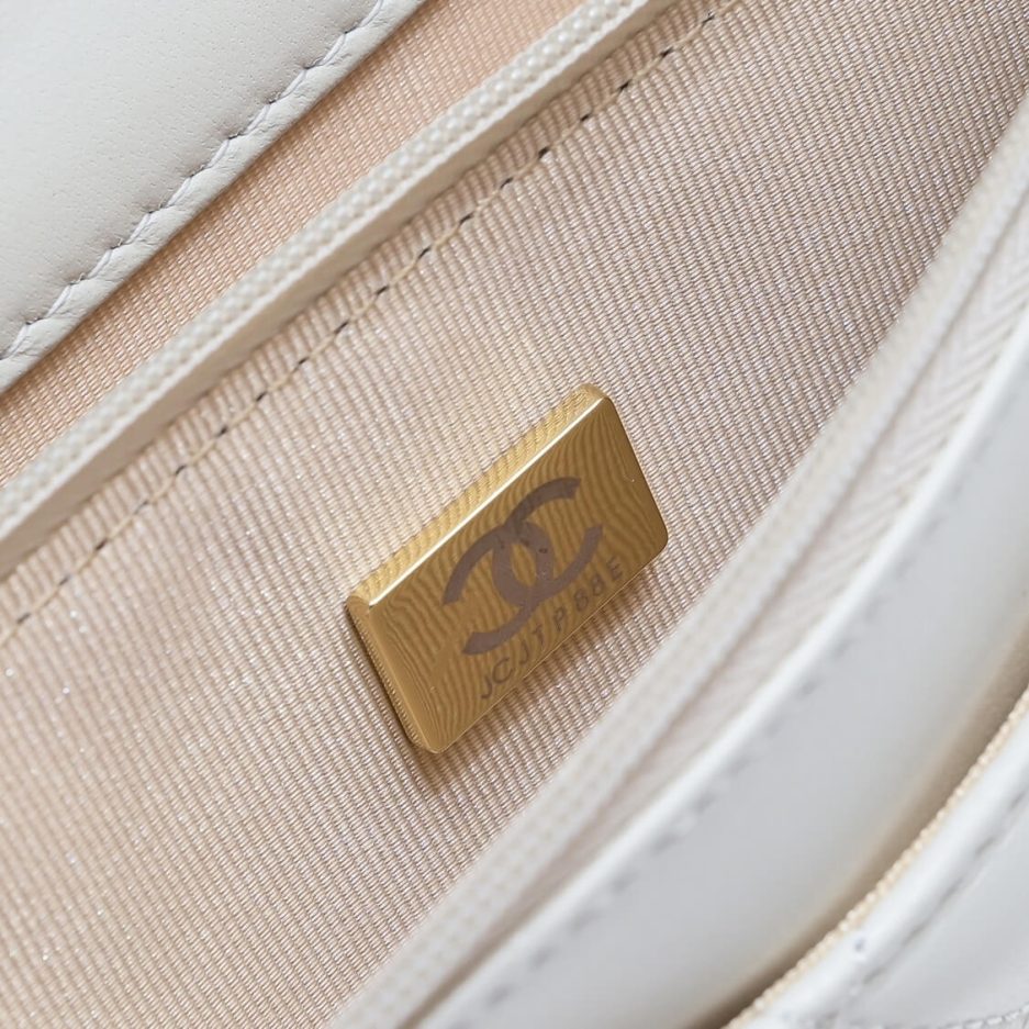 Chanel classic chain wallet