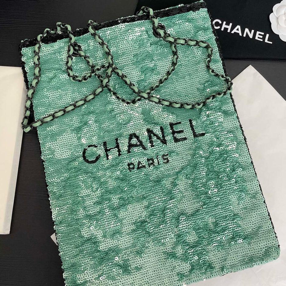 CHANEL SHOPPING BAG