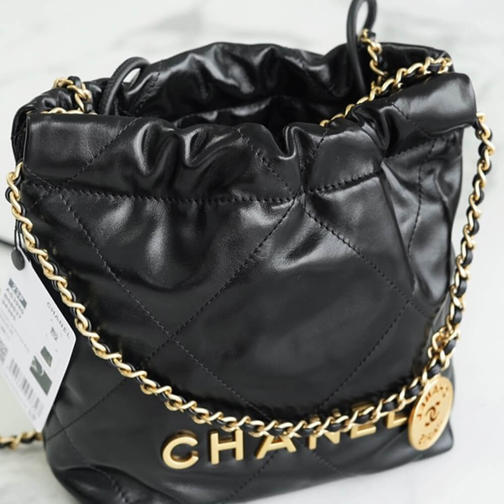 CHANEL 22 MINI HANDBAG