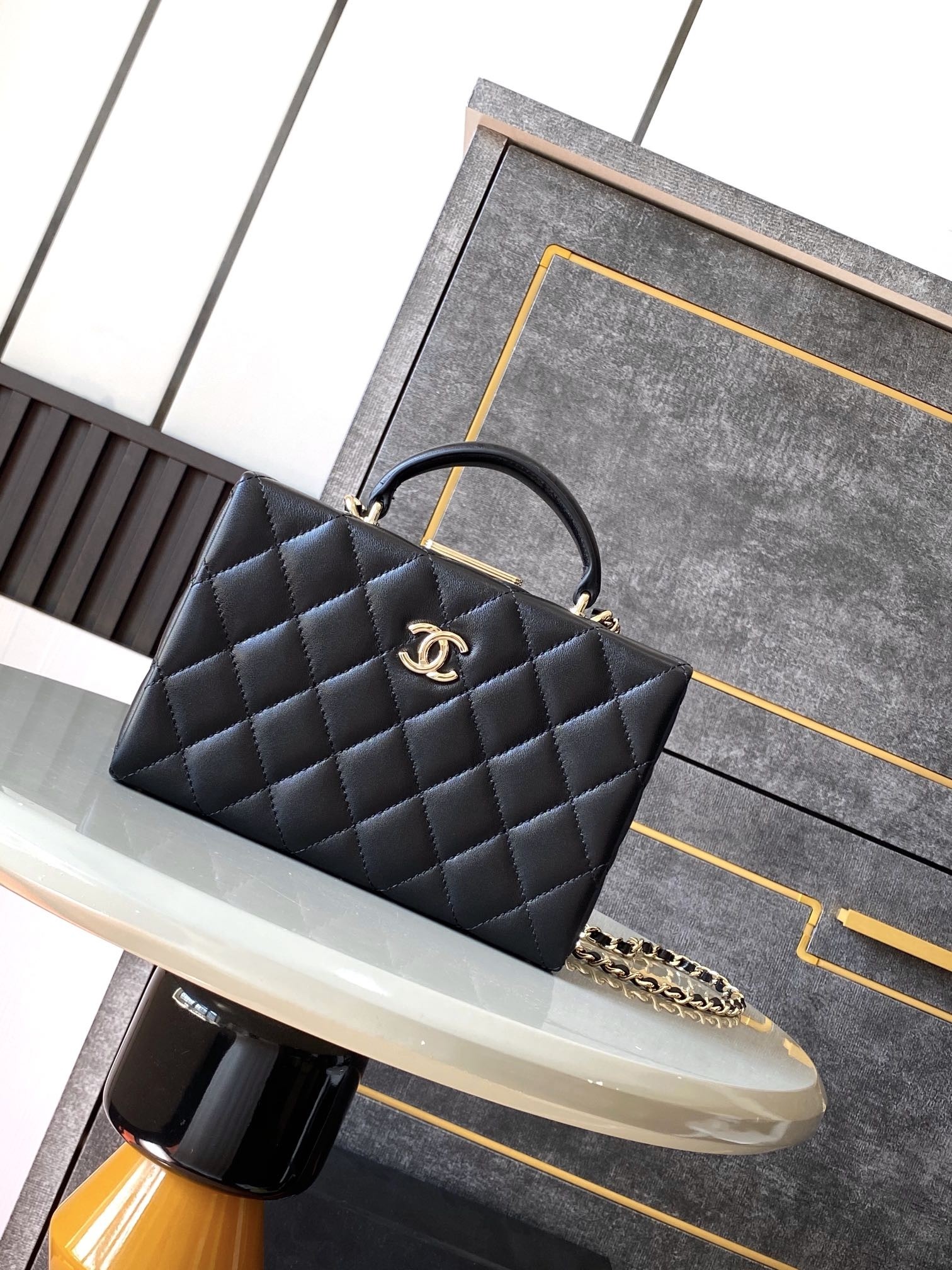 Chanel Small box bag(HIGH-END GRADE)