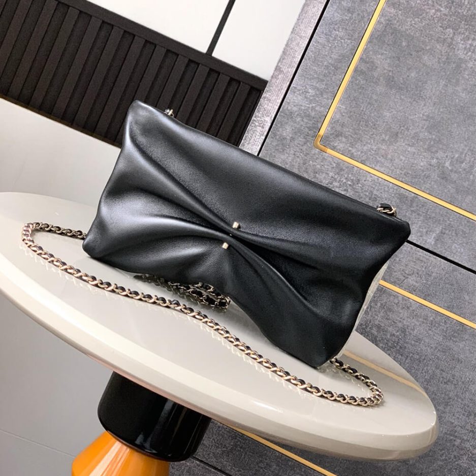 CHANEL Clutch With Chain(HIGH-END GRADE)