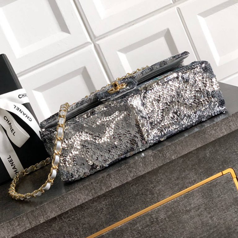 Chanel Classic 11.12 Handbag(high-end grade)