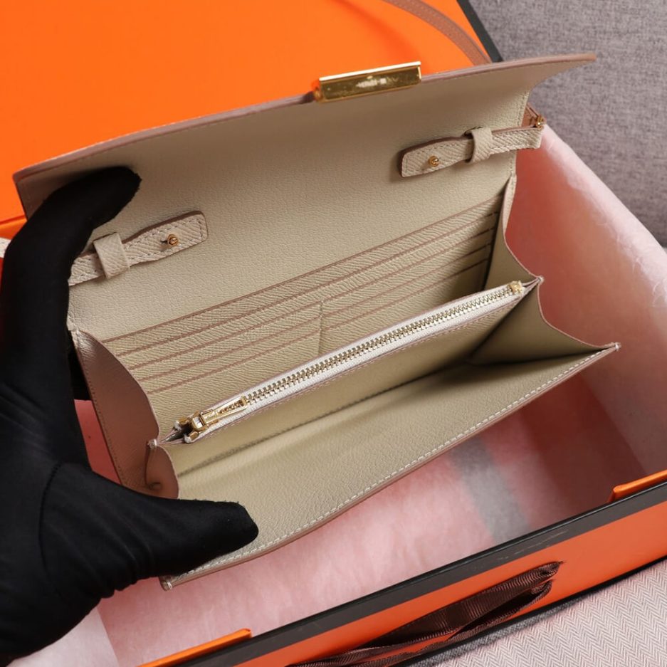 Hermes Constance wallet