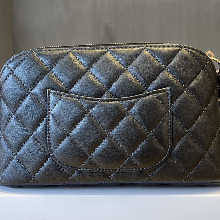 CHANEL Chain bag (high-end grade)